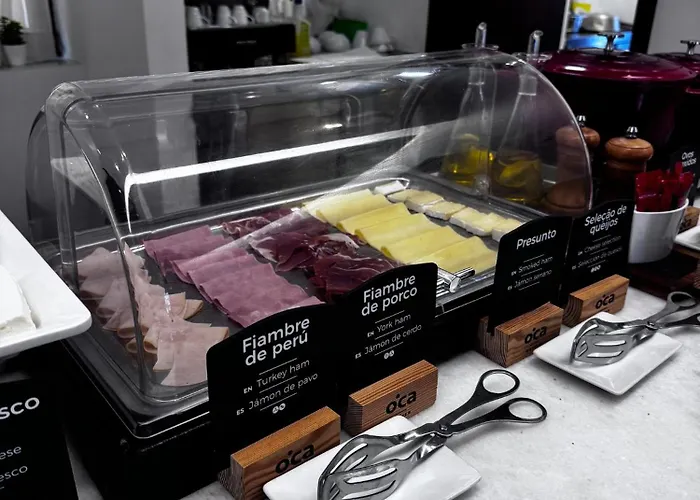 Oca Ribeira Do At * بورتو